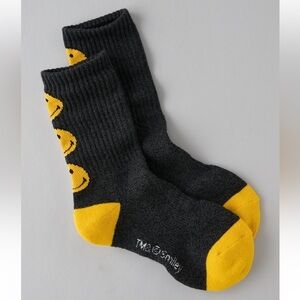 AE Smiley Crew Socks